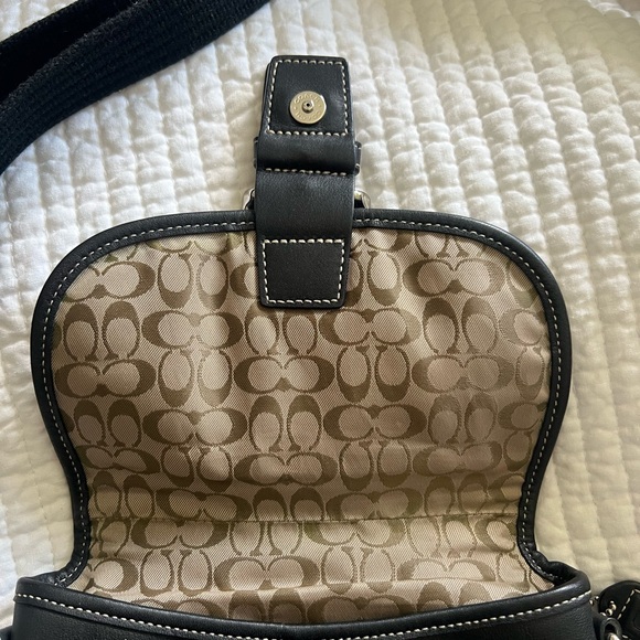 Vintage Coach Crossbody Messenger Bag - 2005 - 4786 - Picture 5 of 15